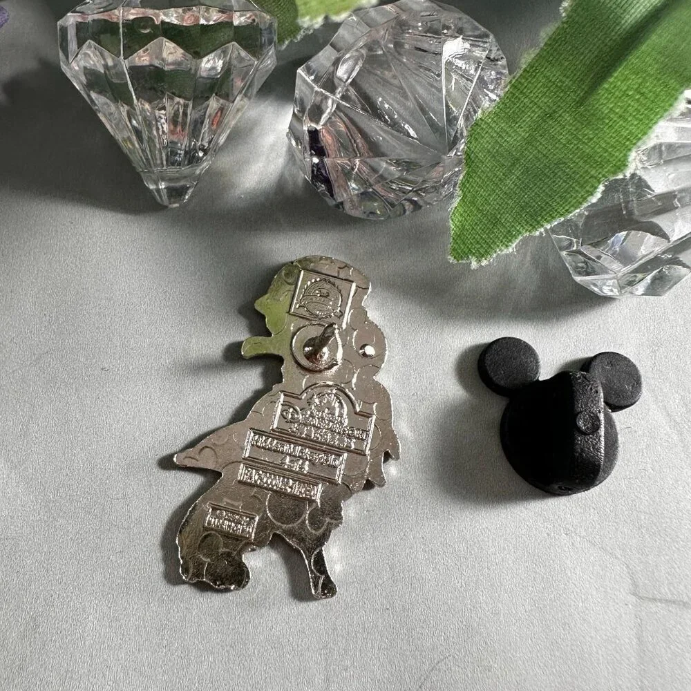 Disney Peg Leg Pete Pirate Parrot Trading Pin Pirates Caribbean 2007 Eye Patch